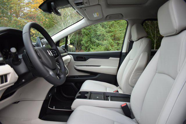 new 2025 Honda Odyssey car, priced at $43,570