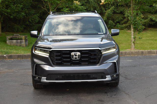 new 2025 Honda Pilot car, priced at $56,150
