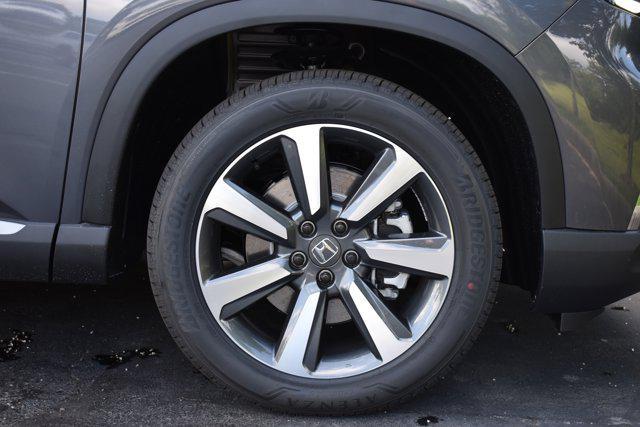 new 2025 Honda Pilot car, priced at $56,150