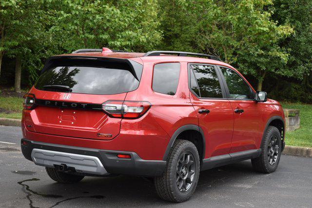 new 2025 Honda Pilot car, priced at $51,305