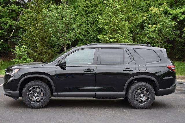 new 2025 Honda Pilot car, priced at $50,795