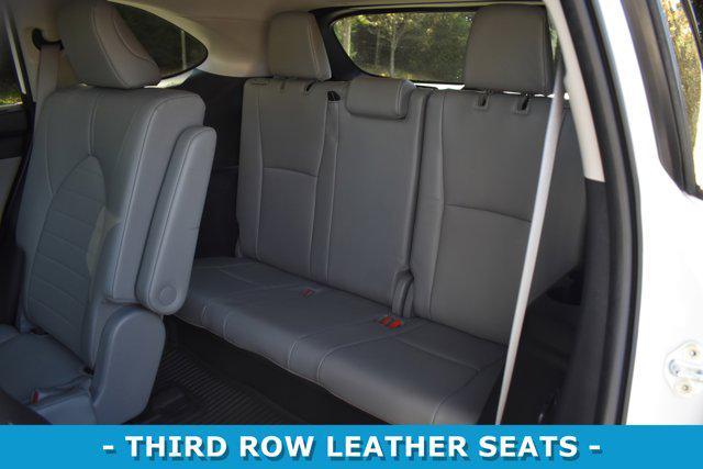 used 2022 Toyota Highlander car, priced at $36,790