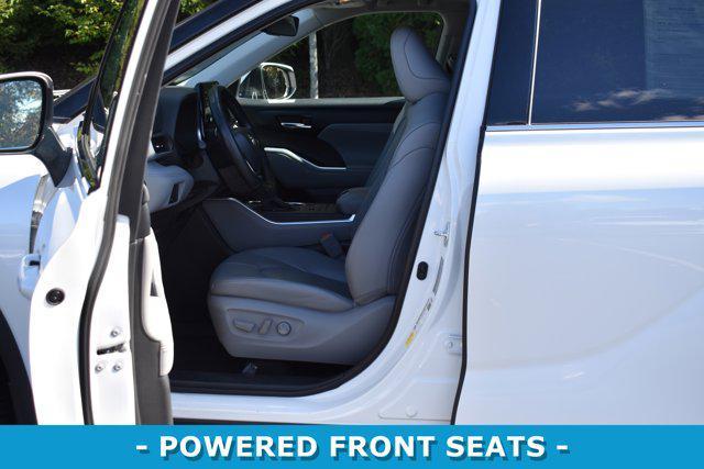 used 2022 Toyota Highlander car, priced at $36,790