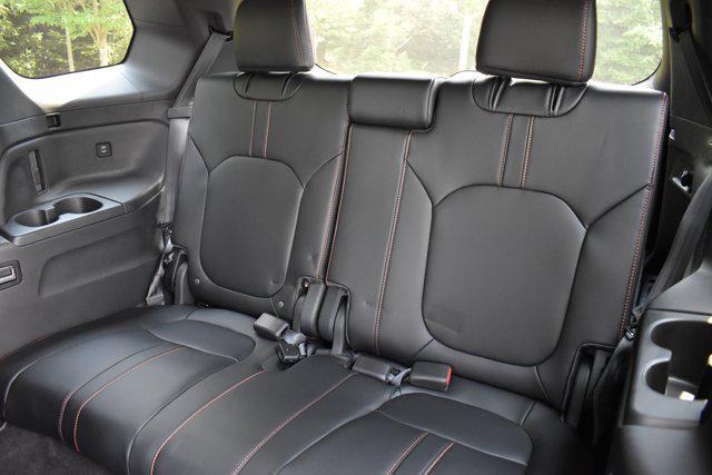 new 2025 Honda Pilot car, priced at $51,580