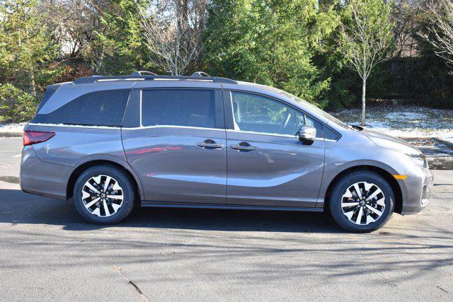 new 2025 Honda Odyssey car, priced at $43,910