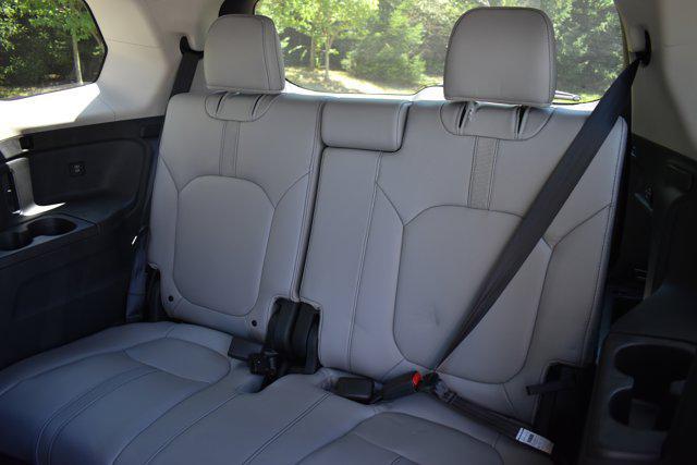 new 2025 Honda Pilot car, priced at $47,980