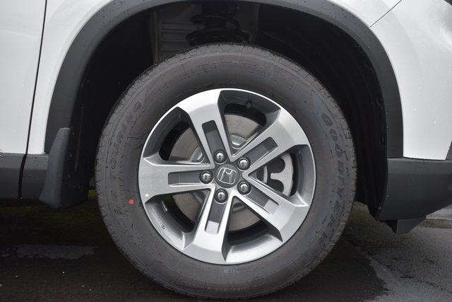 new 2025 Honda Pilot car, priced at $47,980