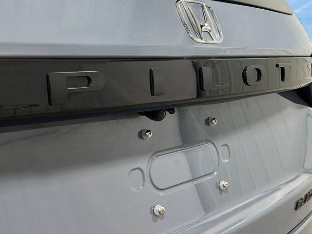 new 2025 Honda Pilot car, priced at $56,430