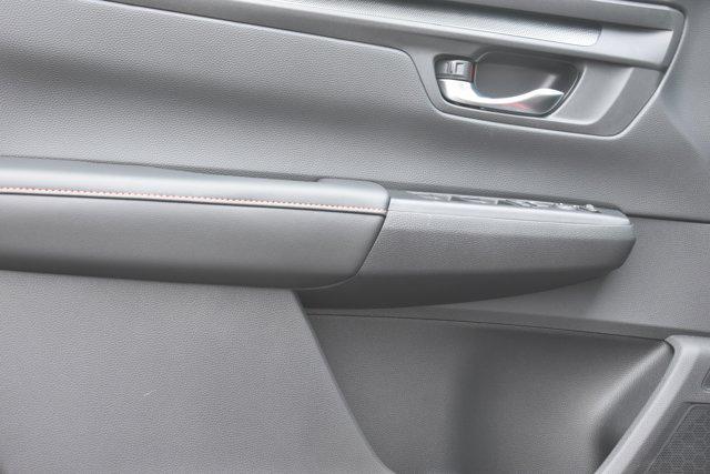 new 2025 Honda CR-V Hybrid car, priced at $37,900