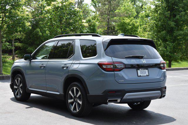 new 2025 Honda Pilot car, priced at $52,135