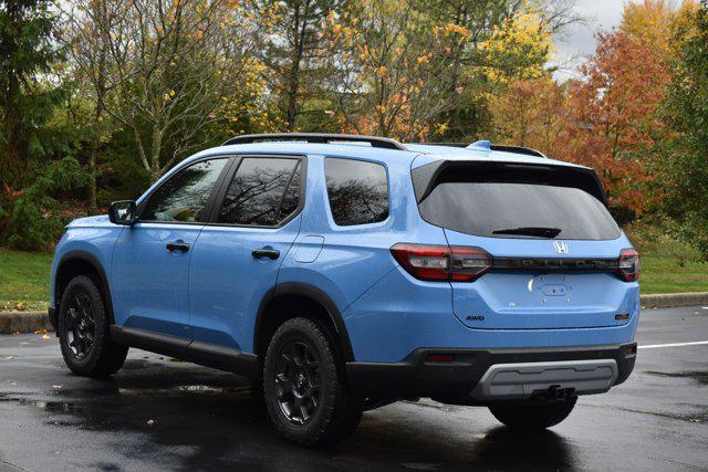 new 2025 Honda Pilot car, priced at $51,685