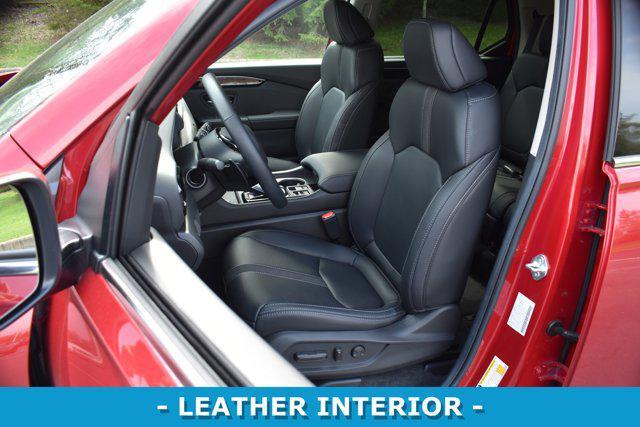 used 2025 Honda Pilot car, priced at $48,867