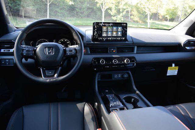 new 2025 Honda Pilot car, priced at $51,230
