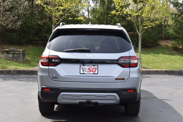 new 2025 Honda Pilot car, priced at $51,230
