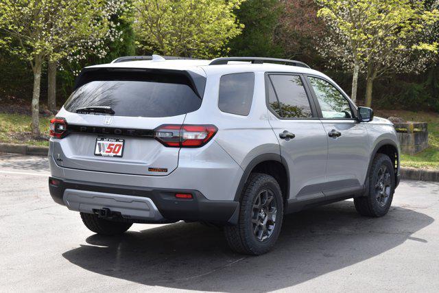 new 2025 Honda Pilot car, priced at $51,230