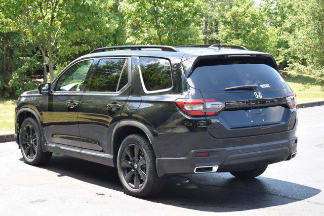 new 2025 Honda Pilot car, priced at $55,930