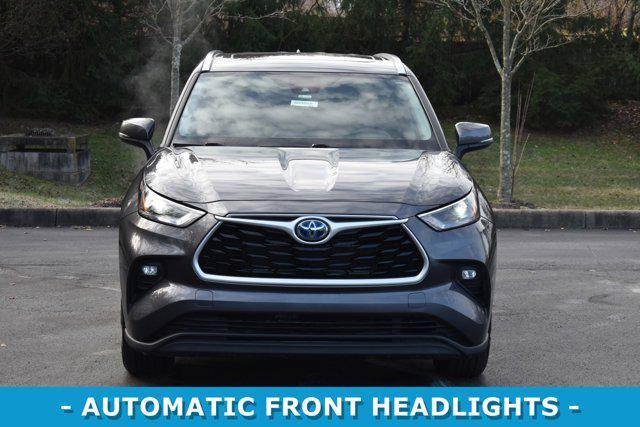 used 2022 Toyota Highlander Hybrid car, priced at $33,240