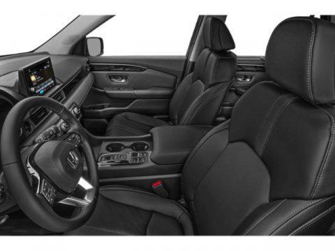 new 2025 Honda Pilot car, priced at $46,950