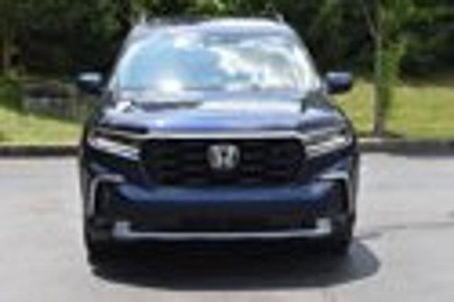 new 2025 Honda Pilot car, priced at $54,475