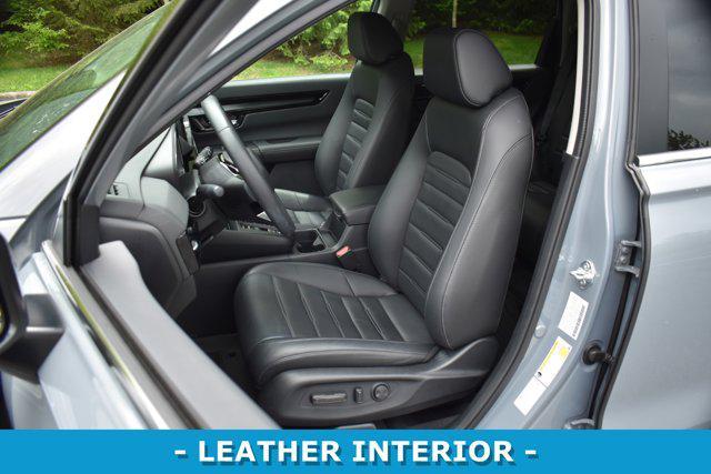 used 2025 Honda CR-V car, priced at $36,636
