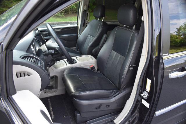 used 2014 Chrysler Town & Country car, priced at $9,527