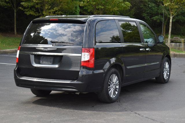 used 2014 Chrysler Town & Country car, priced at $9,527
