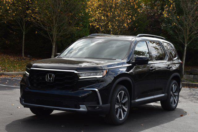new 2025 Honda Pilot car, priced at $55,205