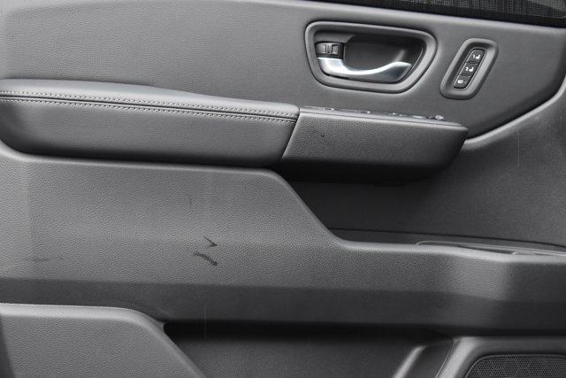 new 2025 Honda Pilot car, priced at $55,205