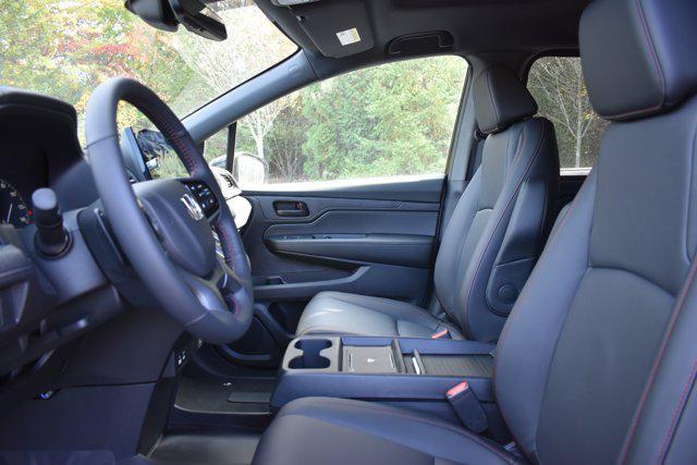 new 2025 Honda Odyssey car, priced at $45,175