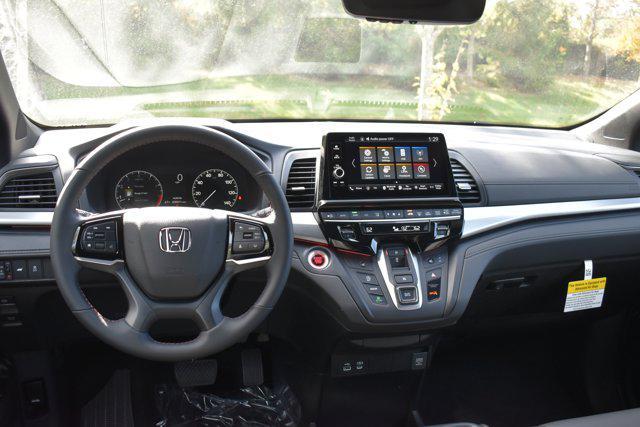 new 2025 Honda Odyssey car, priced at $45,175