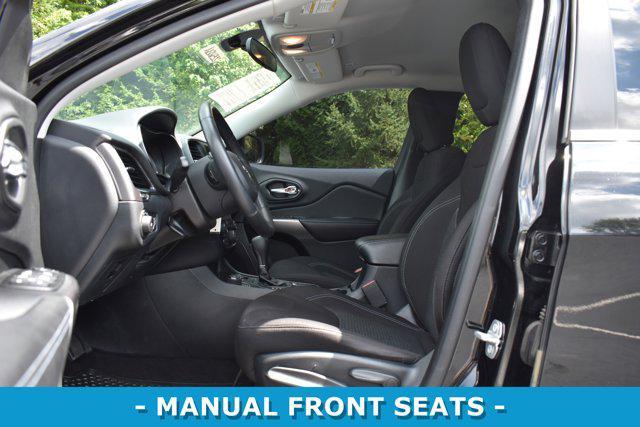 used 2019 Jeep Cherokee car, priced at $18,618