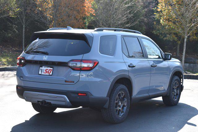 new 2025 Honda Pilot car, priced at $51,205