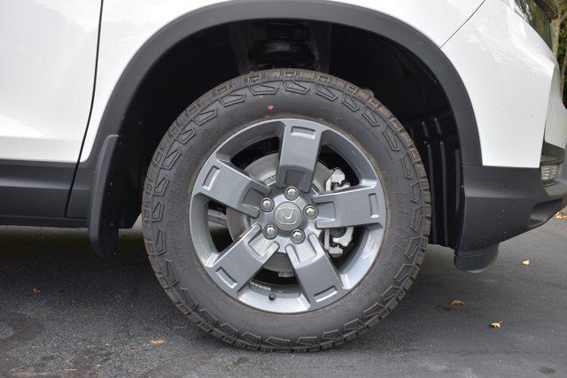 new 2025 Honda Ridgeline car, priced at $45,468