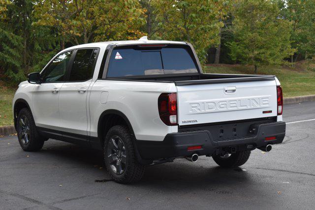 new 2025 Honda Ridgeline car, priced at $45,468