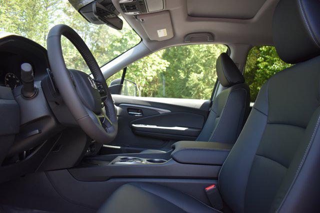 new 2025 Honda Ridgeline car, priced at $43,329