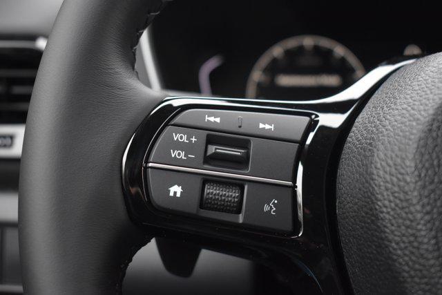 new 2025 Honda Pilot car, priced at $50,395