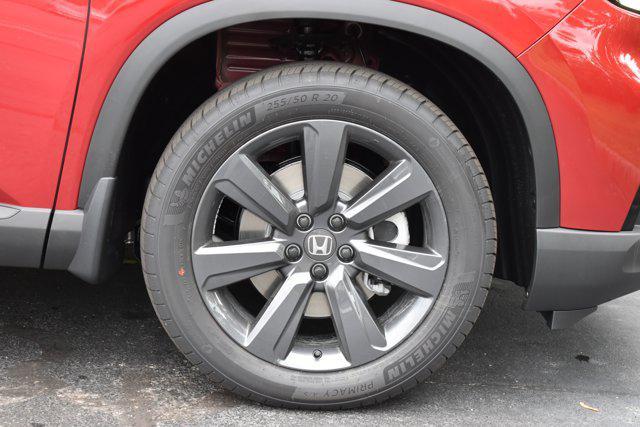 new 2025 Honda Pilot car, priced at $44,105