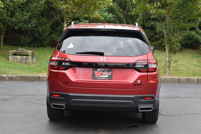new 2025 Honda Pilot car, priced at $44,105