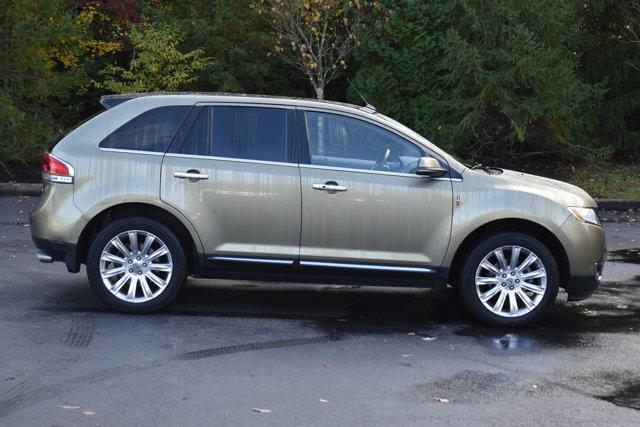 used 2013 Lincoln MKX car, priced at $12,052