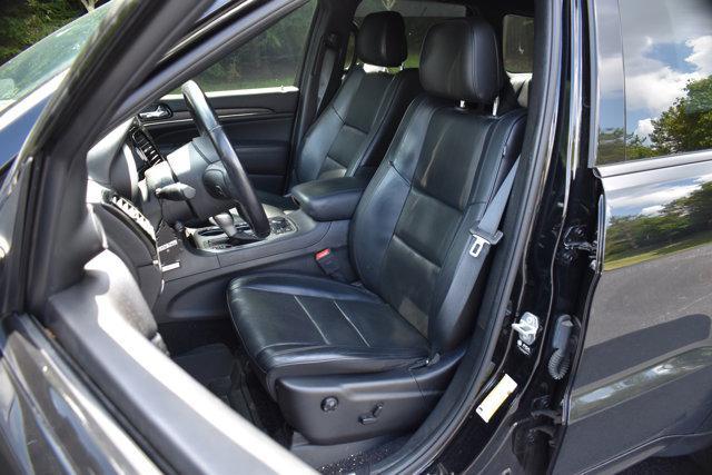 used 2021 Jeep Grand Cherokee car, priced at $32,295
