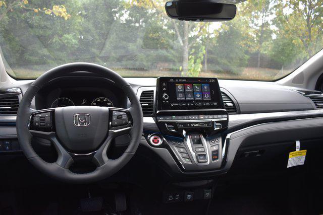 new 2025 Honda Odyssey car, priced at $52,530