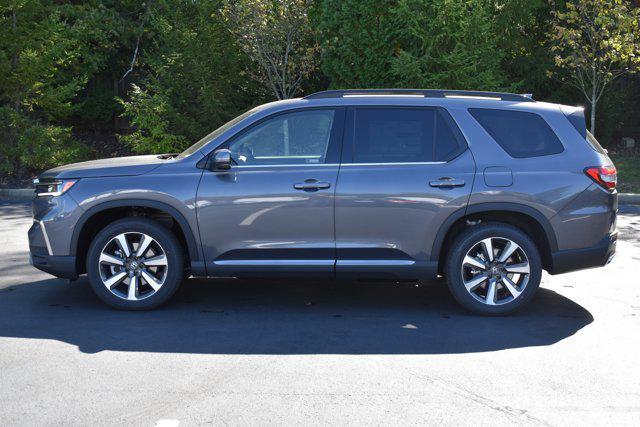 new 2025 Honda Pilot car, priced at $50,995