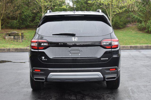 new 2025 Honda Pilot car, priced at $52,670