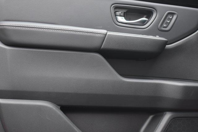 new 2025 Honda Pilot car, priced at $52,670