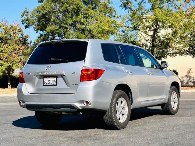 used 2008 Toyota Highlander car, priced at $12,999