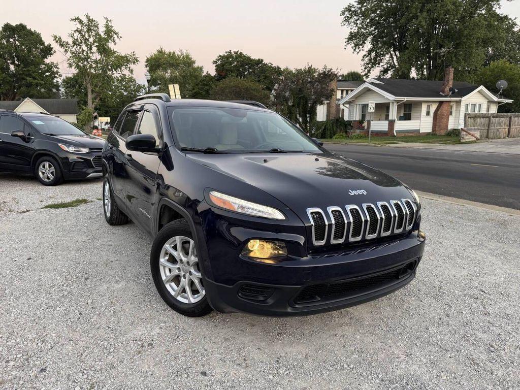 used 2016 Jeep Cherokee car, priced at $5,800