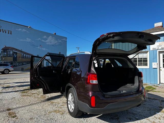 used 2014 Kia Sorento car, priced at $5,800