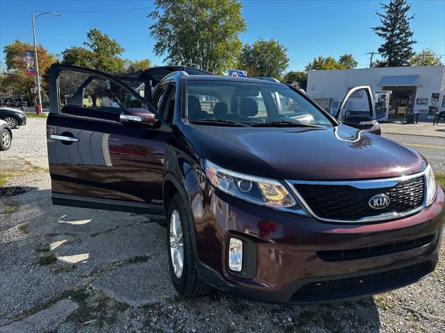 used 2014 Kia Sorento car, priced at $5,800