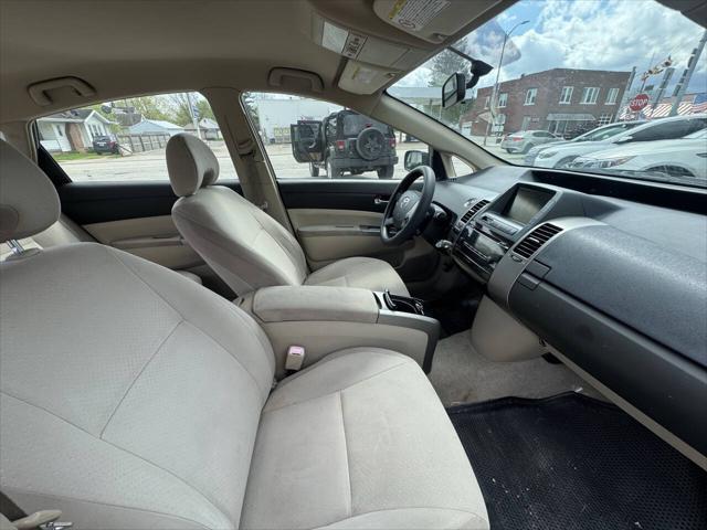 used 2004 Toyota Prius car, priced at $4,600