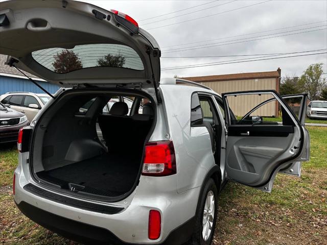 used 2014 Kia Sorento car, priced at $6,900